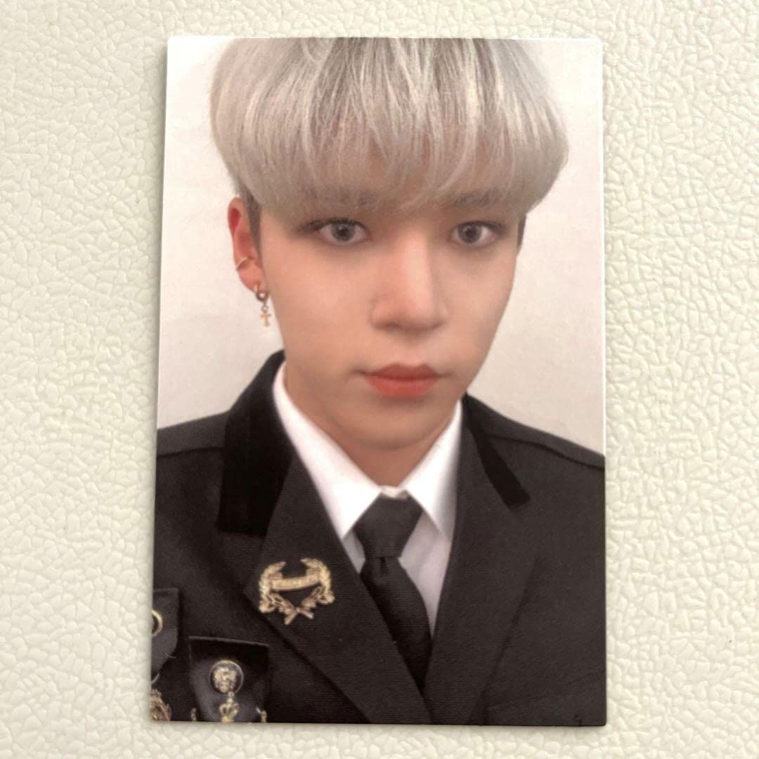 ATEEZ MMT ユノ トレカ Amazon.co.jp: ATEEZ ユノ MMT トレカ : おもちゃ